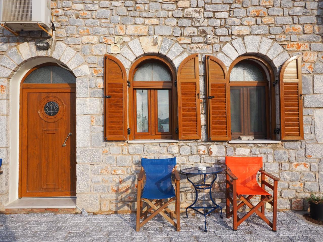 Sophia Limeni Apartments And Studios Exterior photo